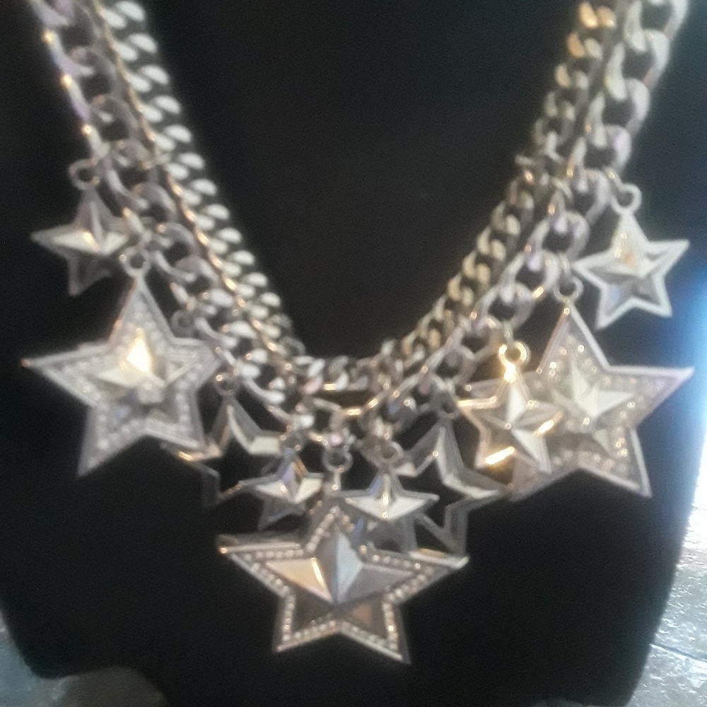Necklace - Picture 4 of 7